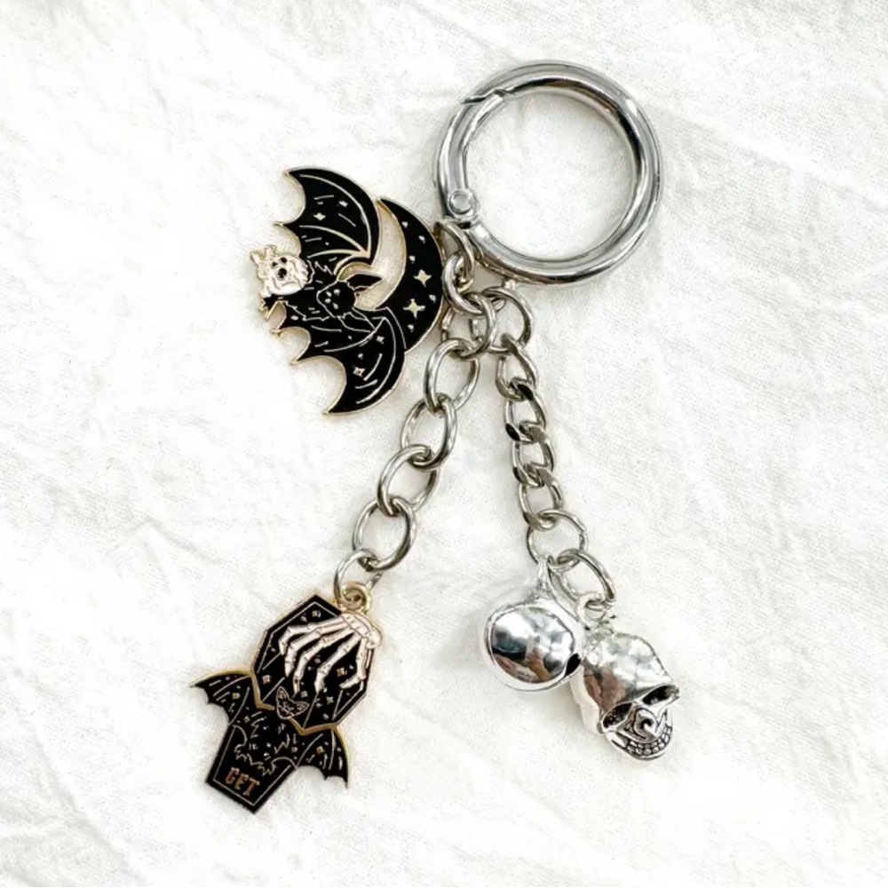 Gothic Coffin & Bat Charm Keychain – Skeleton Hand, Skull, and Moon Details - Picture 2 of 5